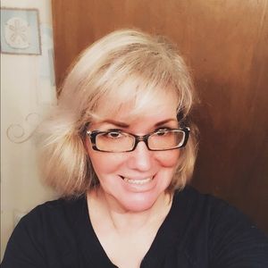 Meet your Posher, Betsy